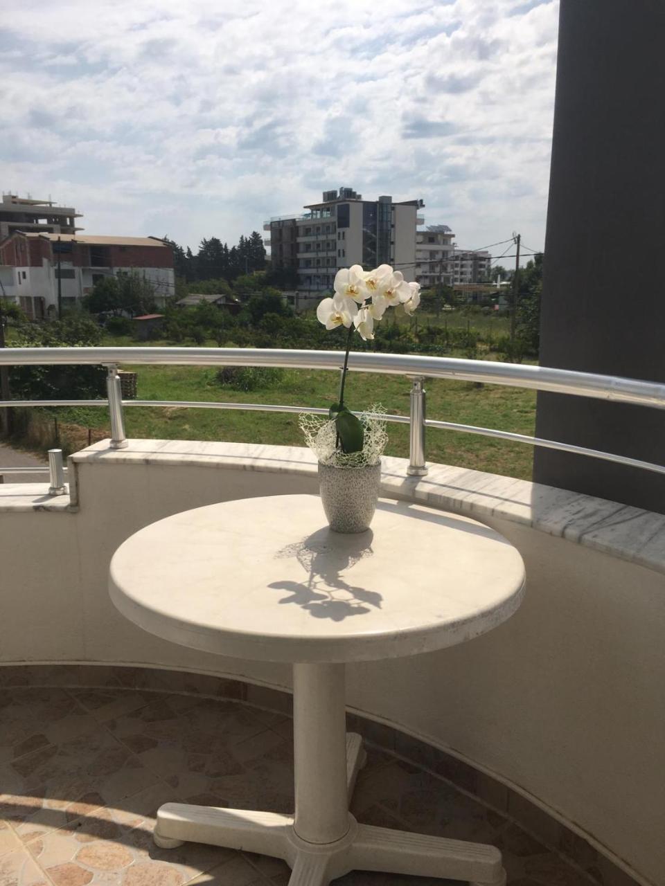 Apartmani Agovic Ulcinj Exterior photo